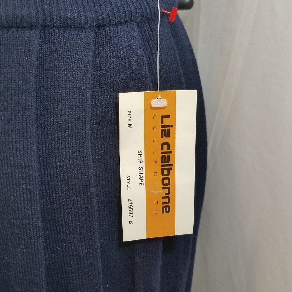 Liz Claiborne Wool Blend Navy Pleated Skirt M NWT - Picture 3 of 9
